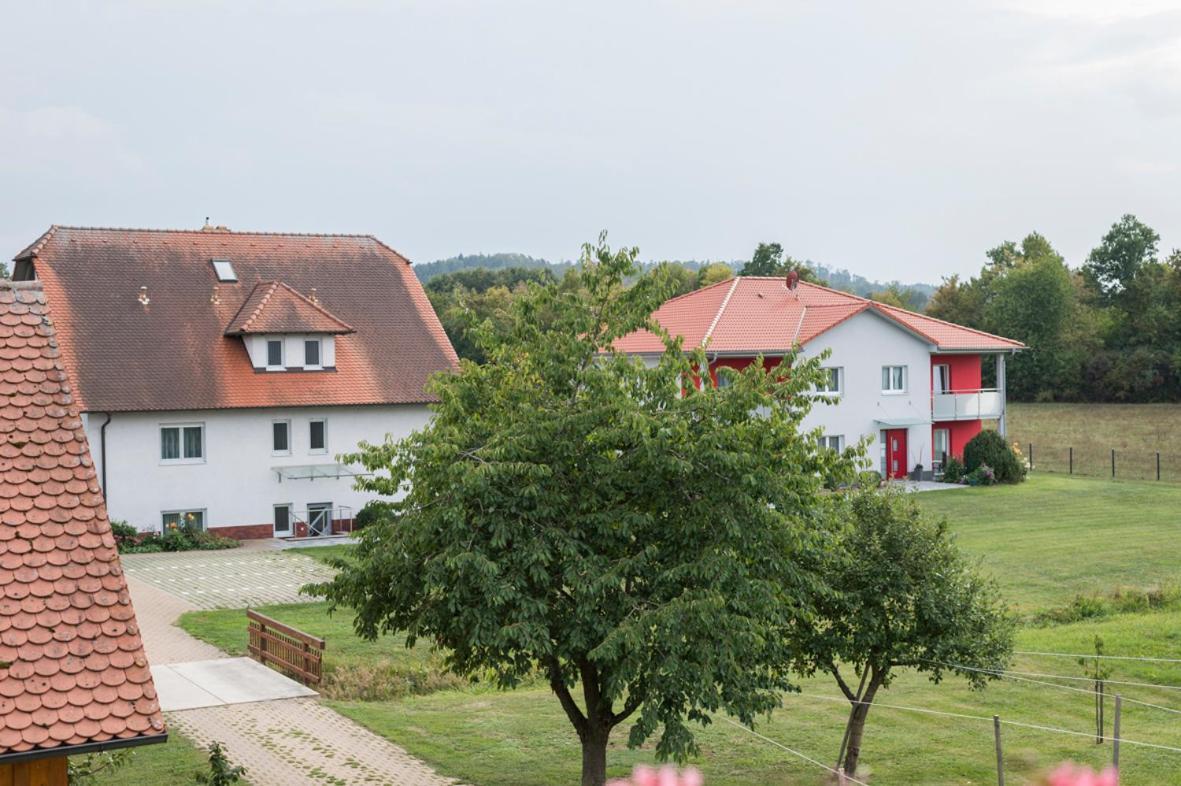 Hofmann'S Apartements & Ferienwohnungen Oberdachstetten Exterior foto